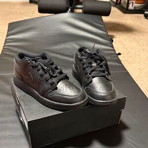 All black Jordan 1 lows size4.5 worn once